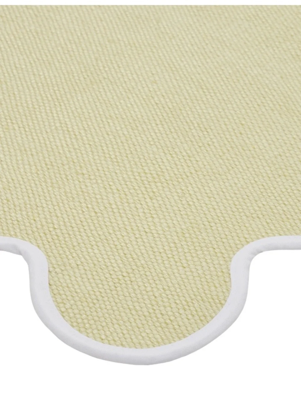 My Texas House Yellow Scallop Indoor/Outdoor Layering Rug XL